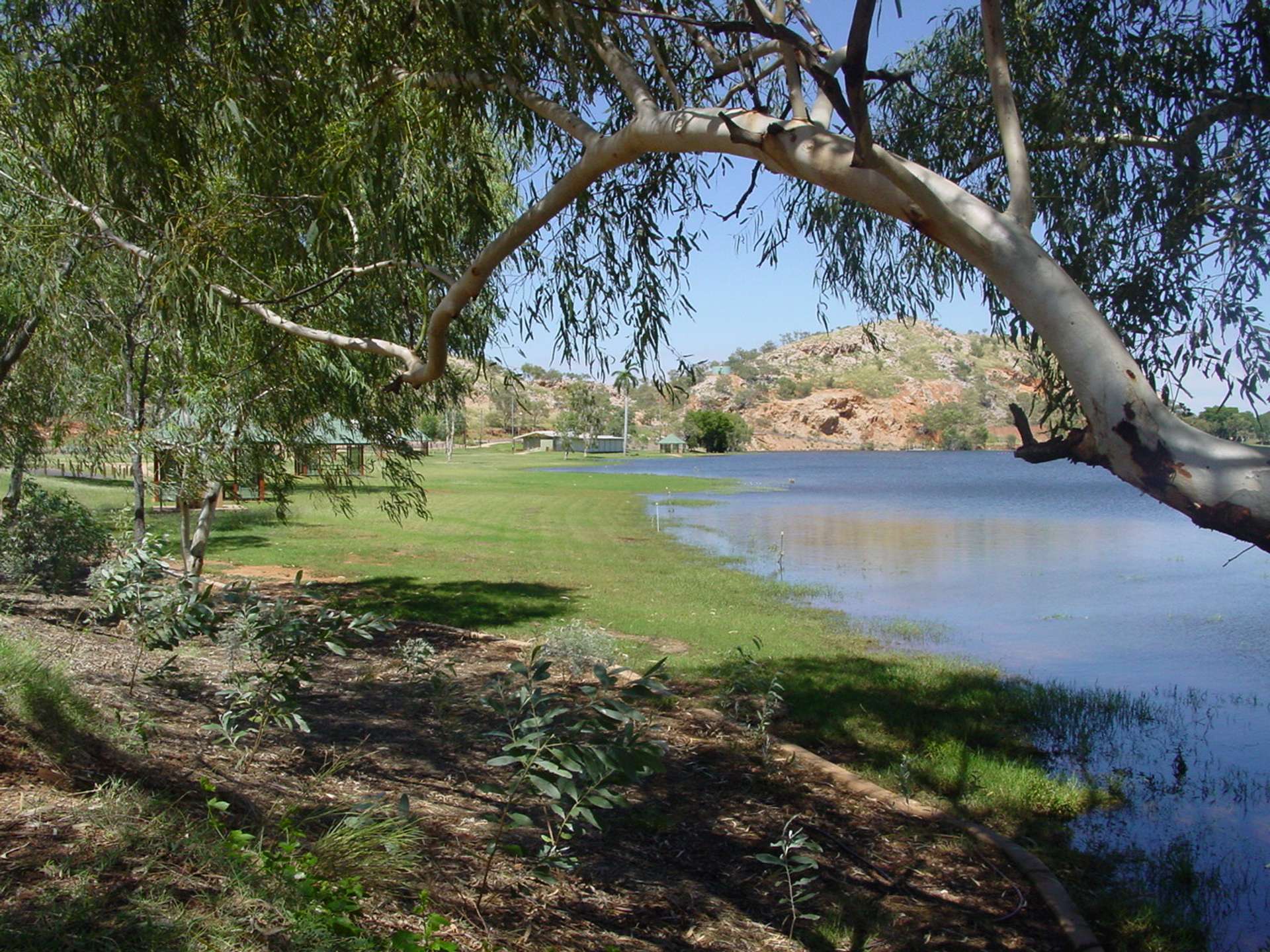 Lake Moondarra